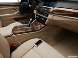  Zune and auxiliary jack photo