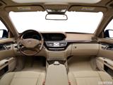  Dashboard, center console, gear shifter view photo