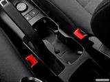  Cup holders photo