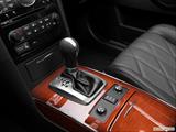  Gear shifter/center console photo