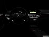  Centered wide dash shot photo
