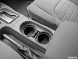  Cup holders photo