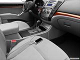  Zune and auxiliary jack photo