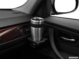  Cup holder prop (secondary) photo
