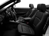  Front seats from Drivers Side photo