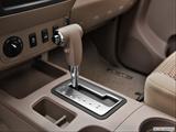  Gear shifter/center console photo