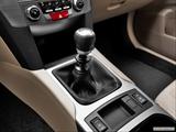  Gear shifter/center console photo