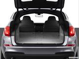  Hatchback & SUV rear angle photo