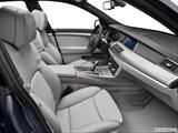  Passenger seat photo