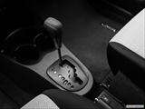  Gear shifter/center console photo