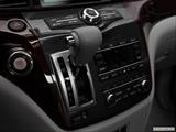  Gear shifter/center console photo