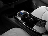  Gear shifter/center console photo