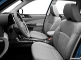  Front seats from Drivers Side photo