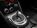  Gear shifter/center console photo