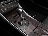  Gear shifter/center console photo