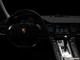  Centered wide dash shot photo