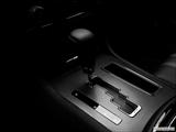  Gear shifter/center console photo
