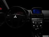  Centered wide dash shot photo