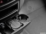  Cup holders photo