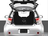  Hatchback & SUV rear angle photo