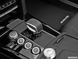  Gear shifter/center console photo