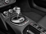  Gear shifter/center console photo