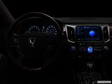  Centered wide dash shot photo