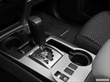  Gear shifter/center console photo