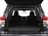  Hatchback & SUV rear angle photo