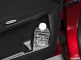  Cup holder prop (tertiary) photo