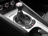  Gear shifter/center console photo