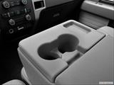  Cup holders photo
