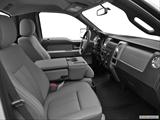  Passenger seat photo