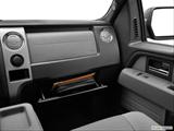  Glove box open photo