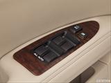  Driver's side inside window controls photo