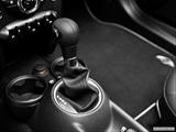  Gear shifter/center console photo