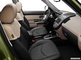  Passenger seat photo