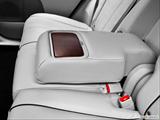  Rear center console with closed lid from driver's side looking down photo