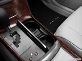  Cup holders photo