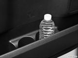  Cup holder prop (tertiary) photo