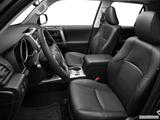  Front seats from Drivers Side photo