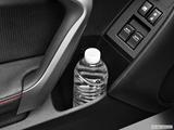  Cup holder prop (tertiary) photo