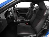  Front seats from Drivers Side photo