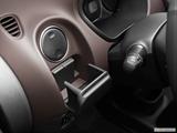  Cup holders photo