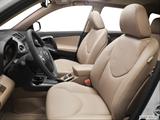  Front seats from Drivers Side photo