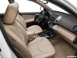  Passenger seat photo