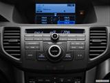  Stereo controls photo