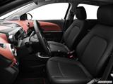  Front seats from Drivers Side photo