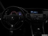  Centered wide dash shot photo