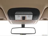  Courtesy lamps/ceiling controls photo